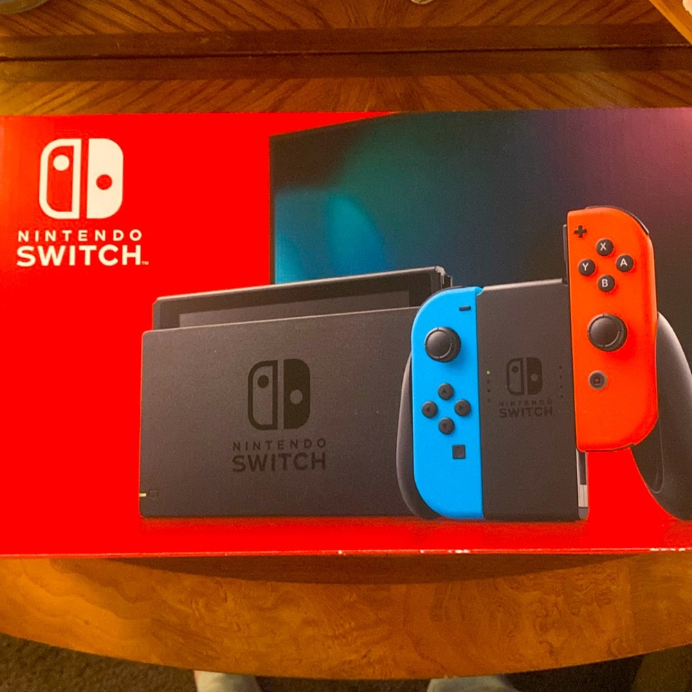 Barely used Nintendo it do not have chargers or the connecting thing for the TV